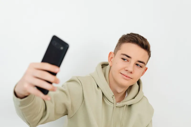 Likes Don't Lie: How the Fit Check Became Fashion's Most Powerful Verdict